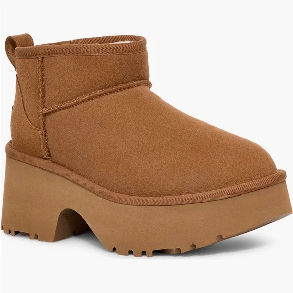 New UGG Classic Ultra Mini Platform Boots - Picture 9 of 13